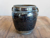 Old black glazed ceramic pot - Chinese pottery