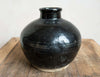 Black antique Chinese water pot - Antique pottery