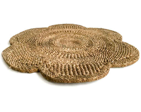 Old mats woven from corn leaves in various forms - SERES Collection
 - 1