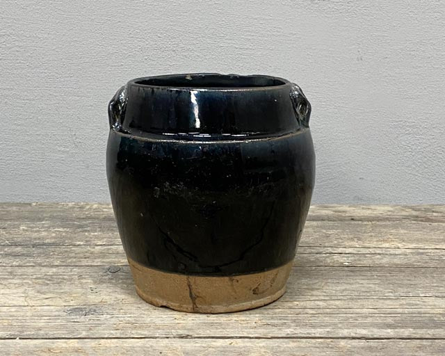 Old Chinese Black Pot | Decorative Pottery | Seres Collection