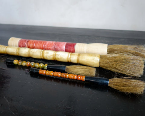 Colourful calligraphy brush set